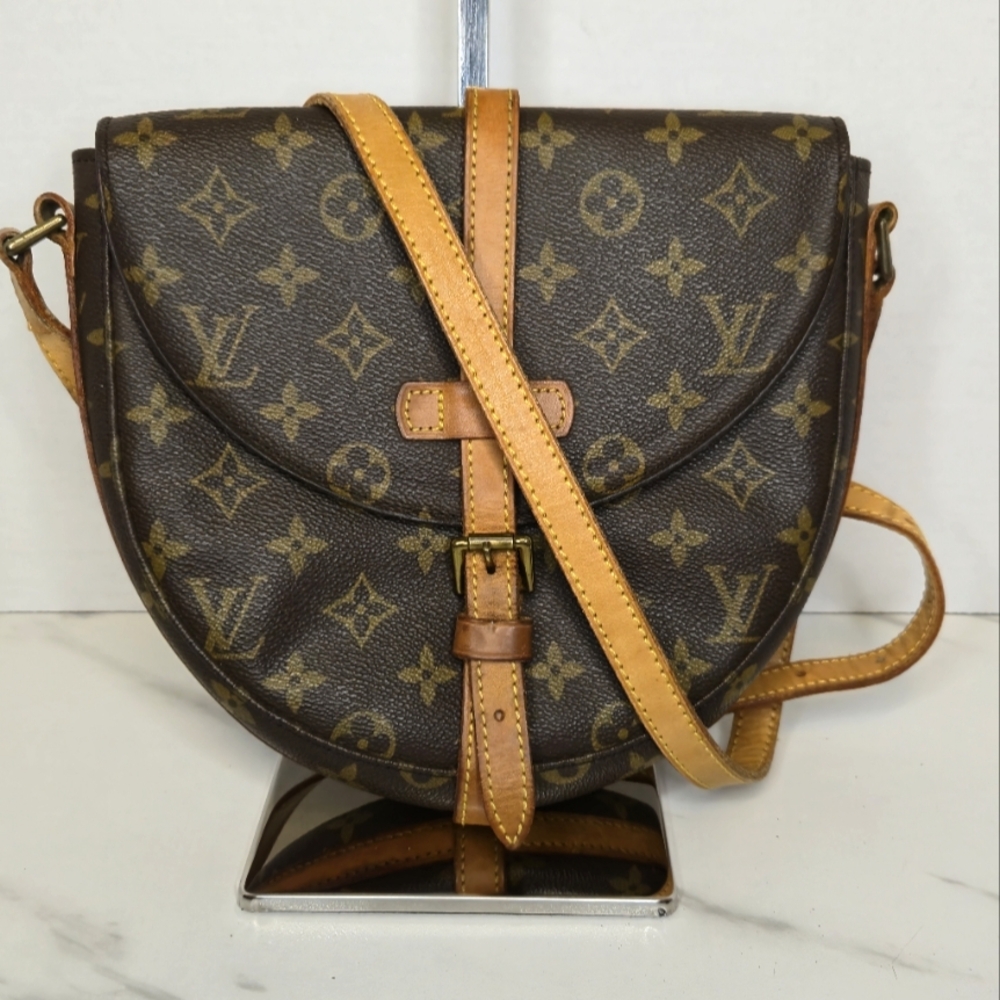 Louis Vuitton Chantilly Monogram Canvas Crossbody Bag Vintage MM